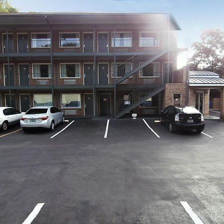 アメリカズ ベスト バリュー イン アセンズ Ga エクステリア 写真
